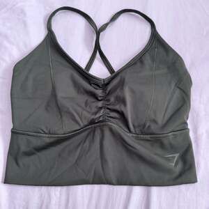 Gymshark Elevate Longline Sport Bra Women Size Small NWT Olive Green Ruched